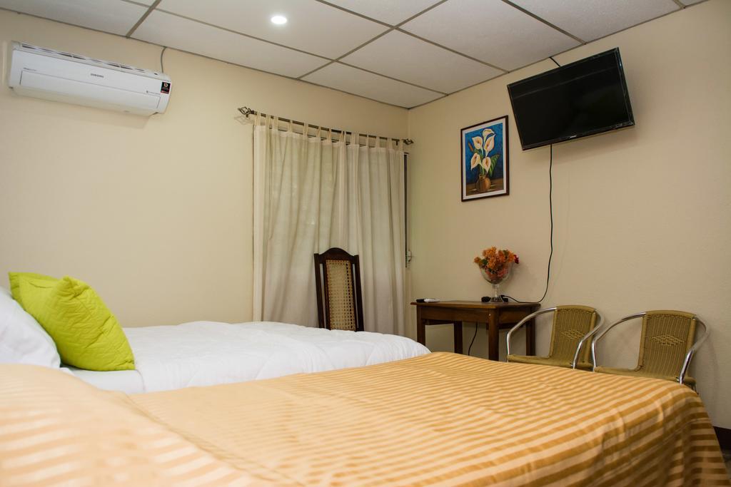 Hostal Casa Los Espinoza Managua Esterno foto