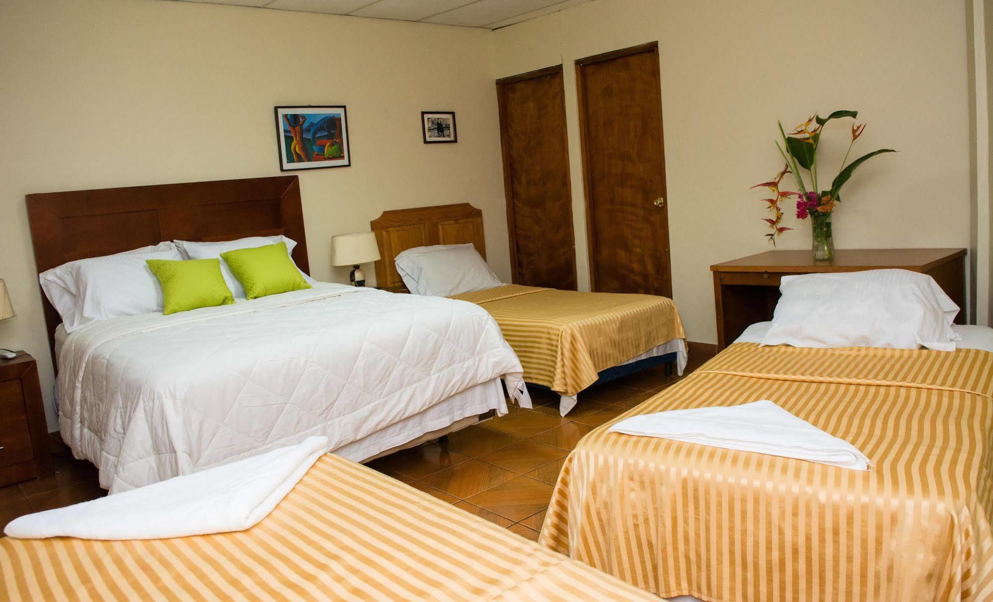 Hostal Casa Los Espinoza Managua Esterno foto