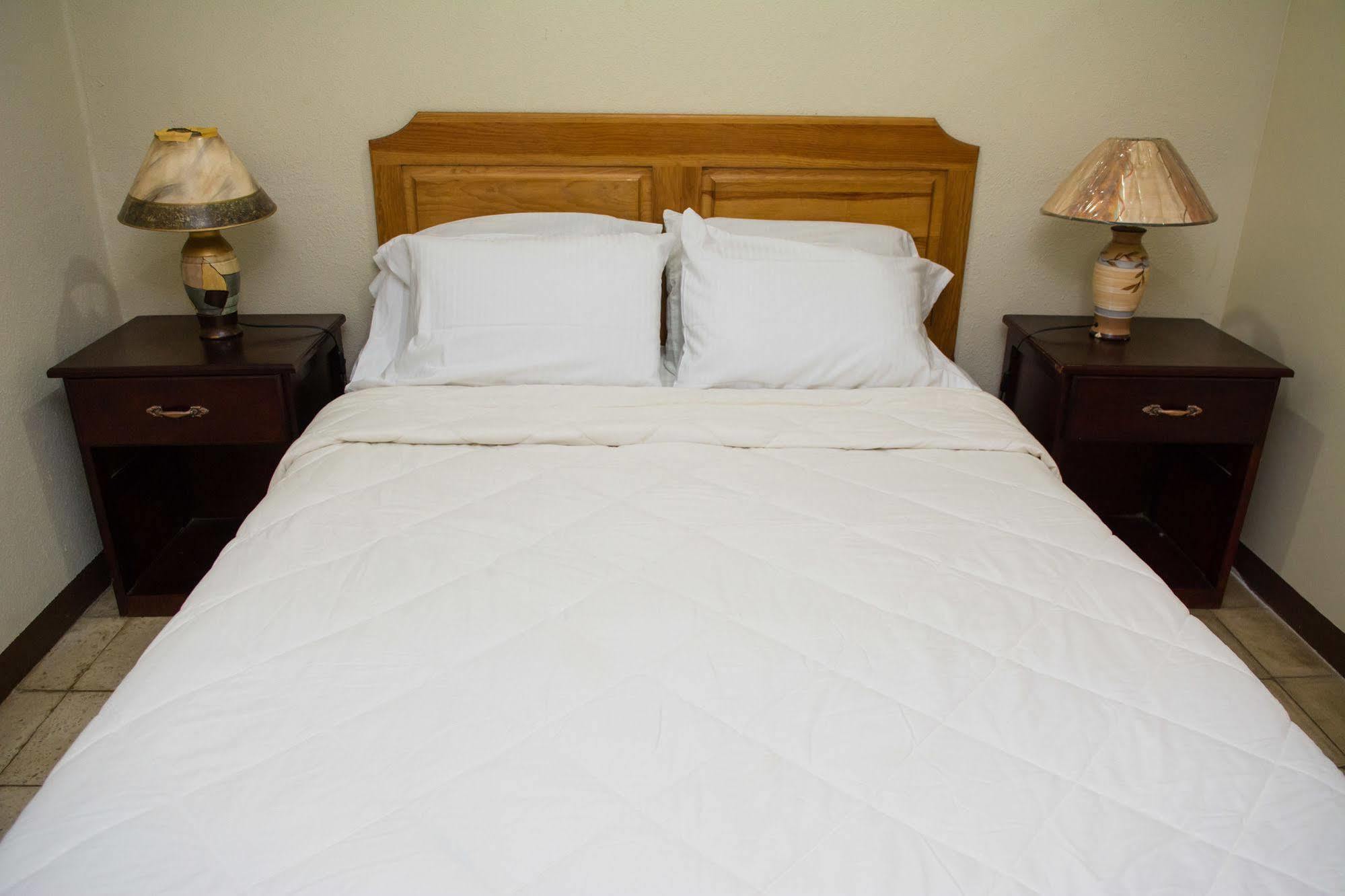 Hostal Casa Los Espinoza Managua Esterno foto