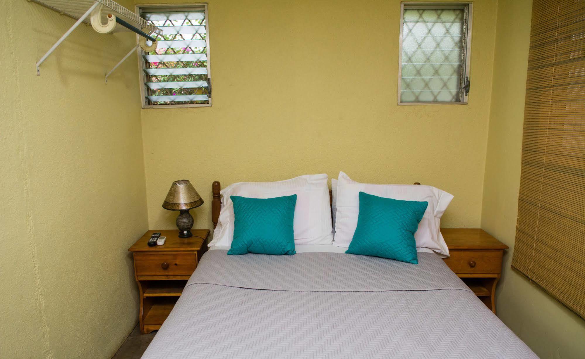Hostal Casa Los Espinoza Managua Esterno foto
