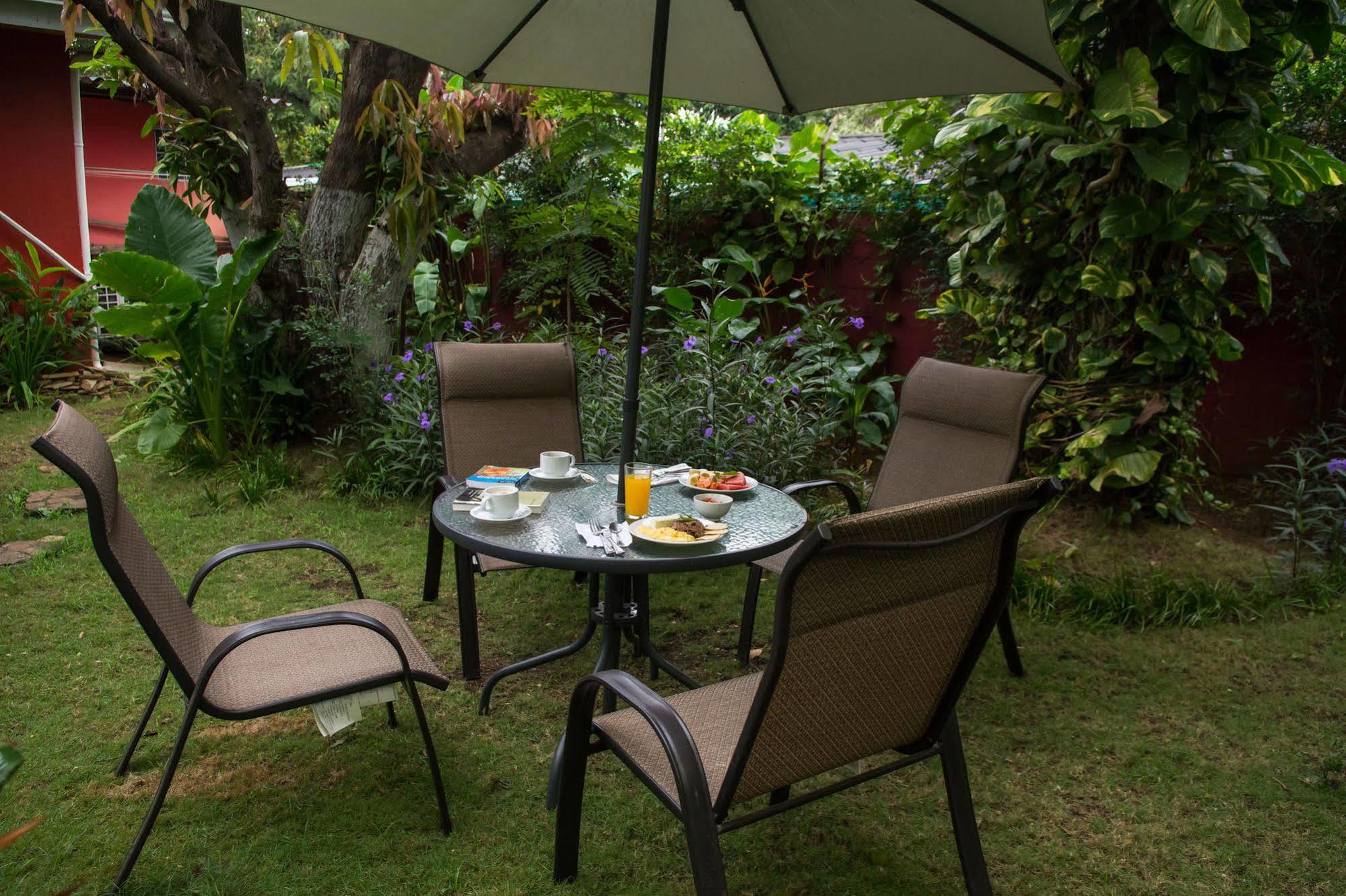 Hostal Casa Los Espinoza Managua Esterno foto