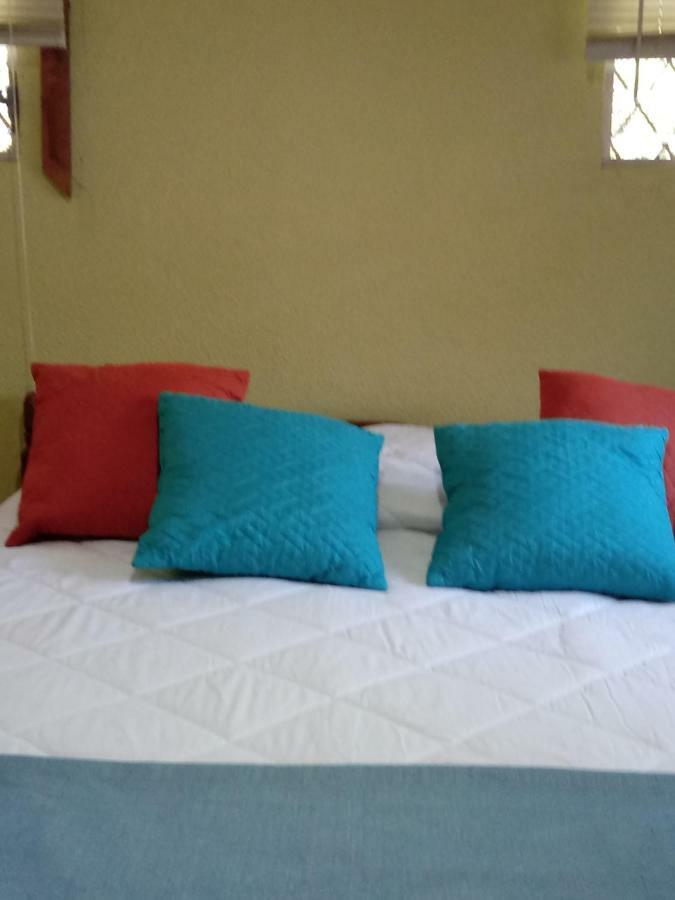 Hostal Casa Los Espinoza Managua Esterno foto